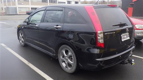 HONDA STREAM STATIONWAGON 2006-2011